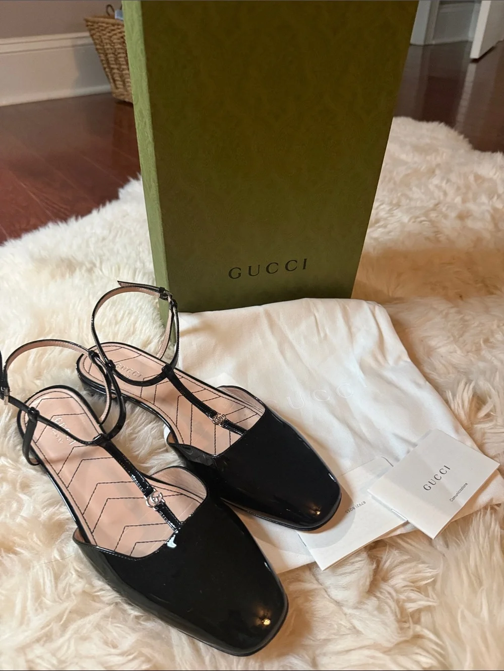 Gucci Black Patent Leather T-Strap Mules